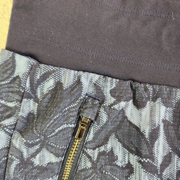 Athleta Pants Womens 6 Blue Floral Trekkie North Printed Jogger Ripstop Gorp - Picture 3 of 12